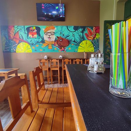 Saint Peter'S Llama Hostal La Paz Eksteriør billede
