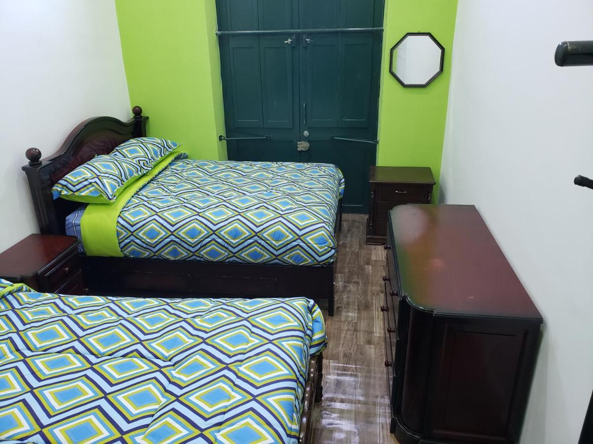 Saint Peter'S Llama Hostal La Paz Eksteriør billede