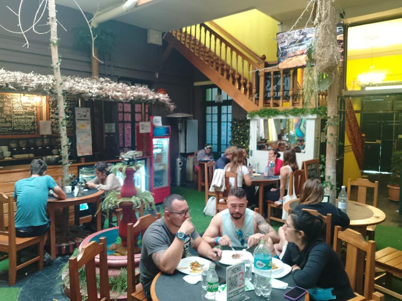Saint Peter'S Llama Hostal La Paz Eksteriør billede