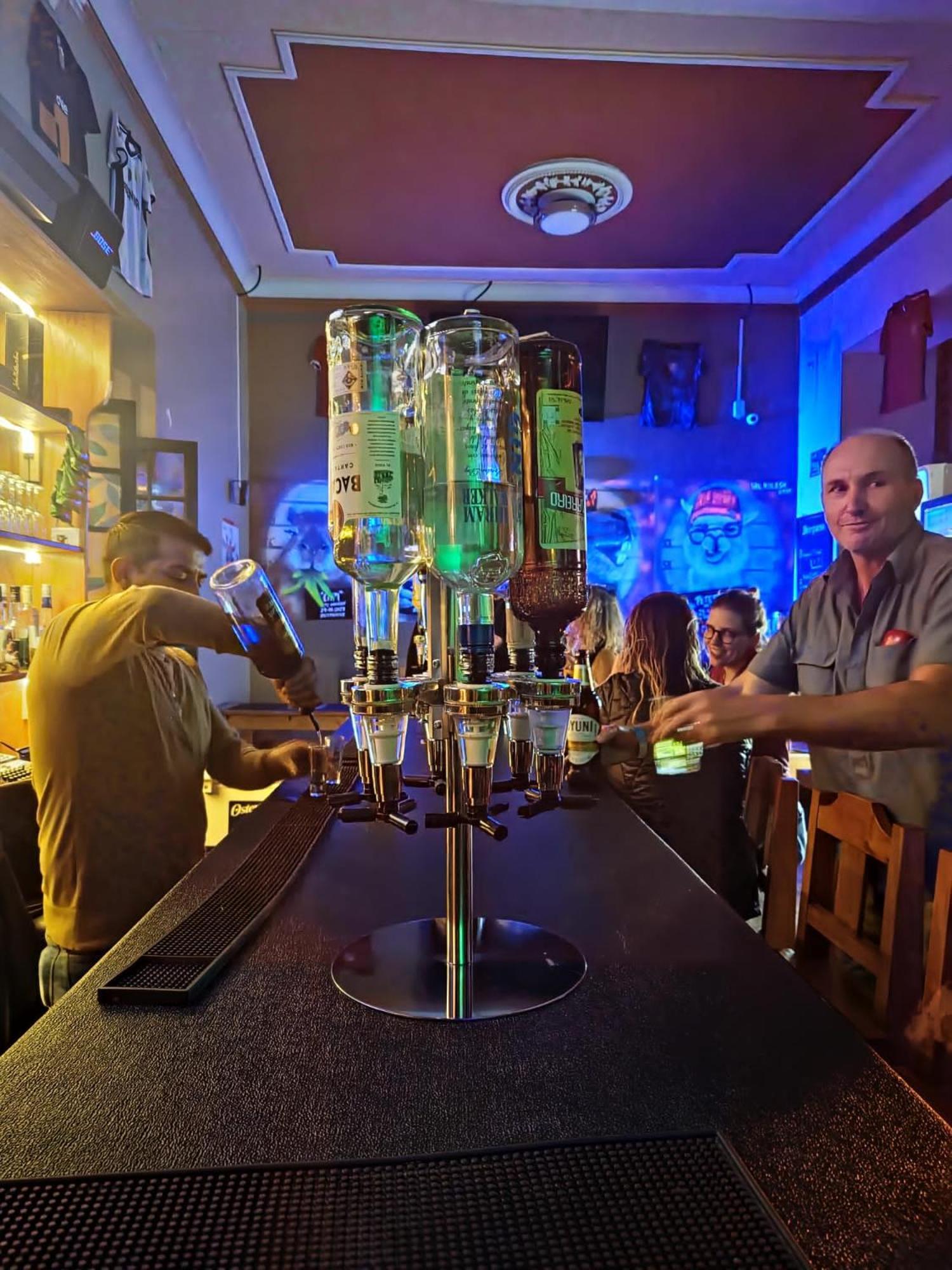 Saint Peter'S Llama Hostal La Paz Eksteriør billede